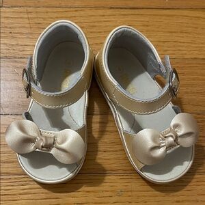 L'Amour Gold Bow Amour Kids Sandals
